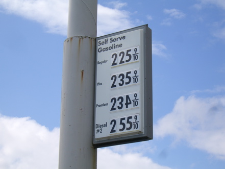 SA703595.JPG